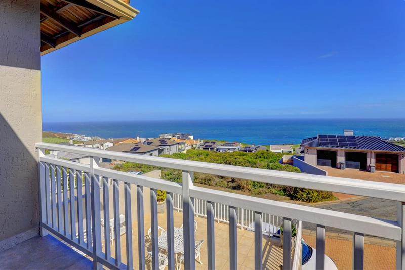 To Let 4 Bedroom Property for Rent in Pinnacle Point Golf Estate Western Cape